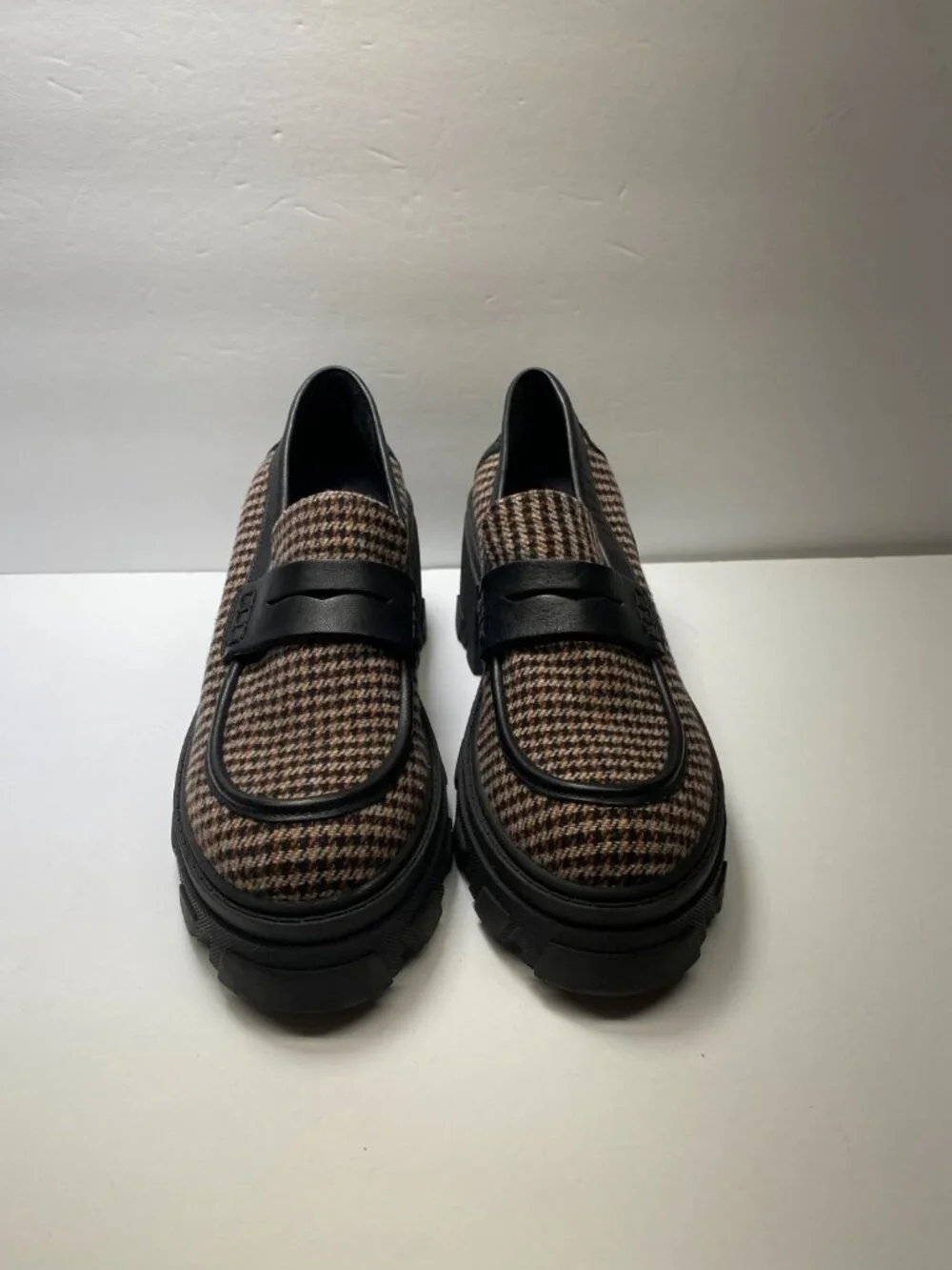 Steve Madden Women's Beth Heel Brown Plaid Loafer Sz 10